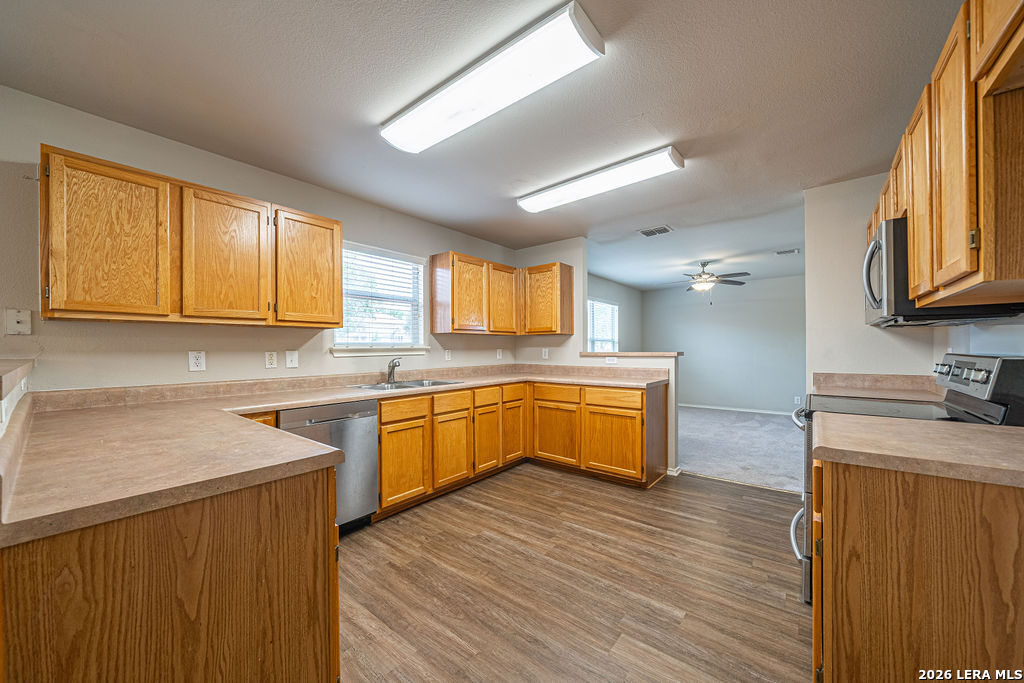 4302 Somerville Bay San Antonio TX 78244