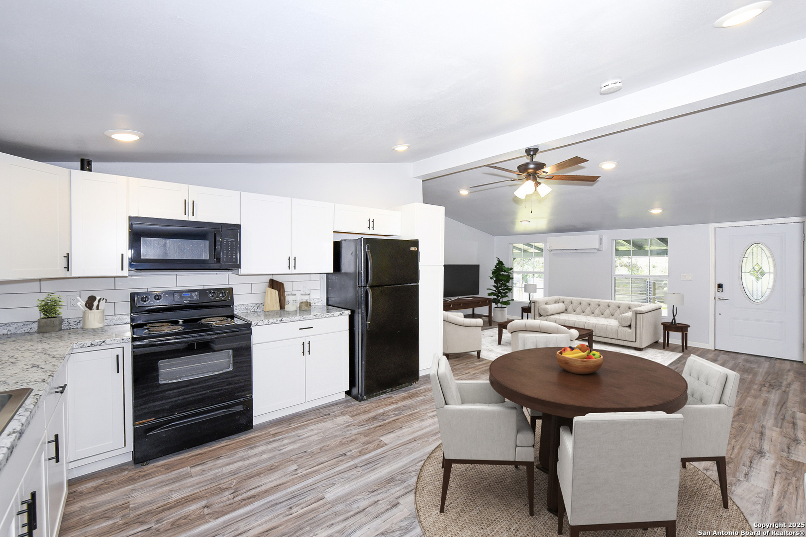 600 Dawnridge Drive Poteet TX 78065