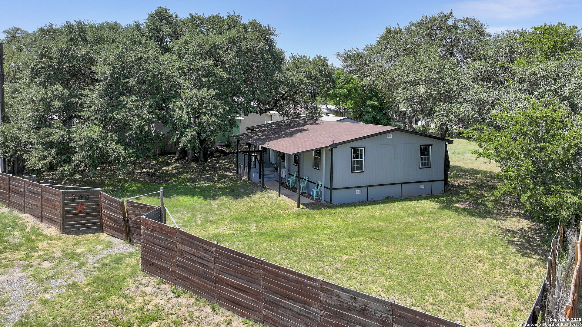 600 Dawnridge Drive Poteet TX 78065