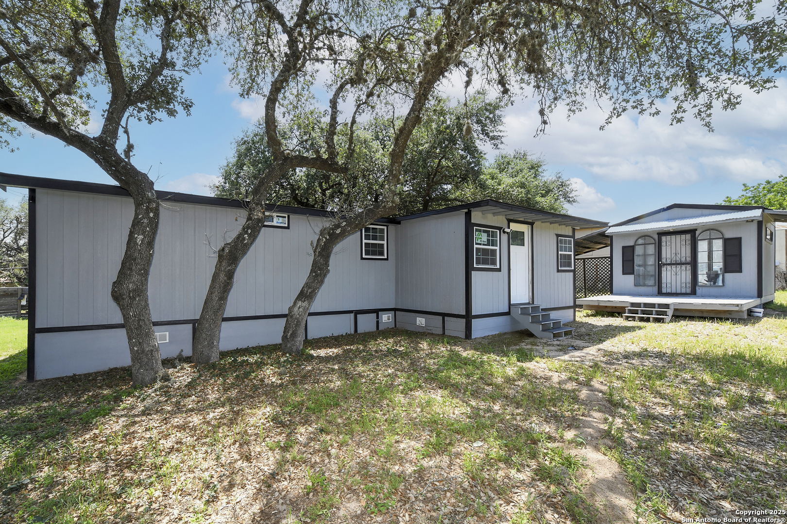 600 Dawnridge Drive Poteet TX 78065