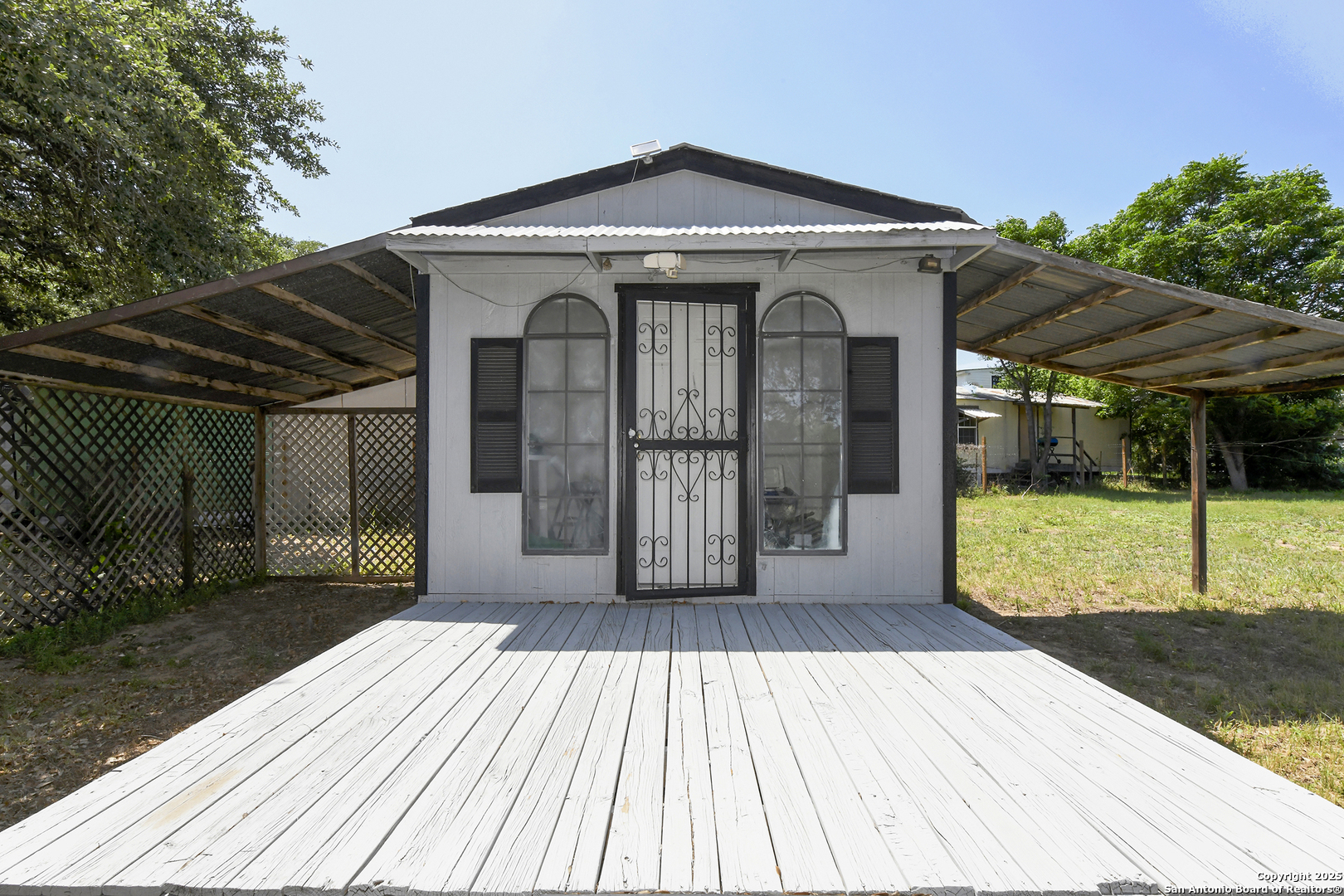 600 Dawnridge Drive Poteet TX 78065