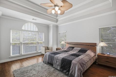 8506 Meaghan Mist Helotes TX 78023
