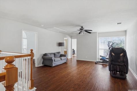 8506 Meaghan Mist Helotes TX 78023