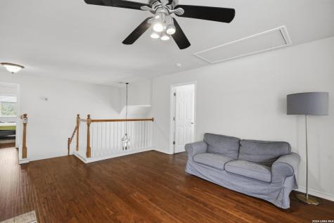 8506 Meaghan Mist Helotes TX 78023
