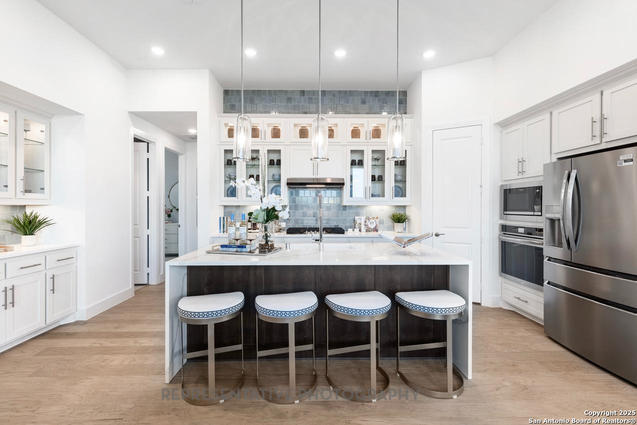 313 White Oak Castroville TX 78009