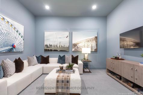 313 White Oak Castroville TX 78009