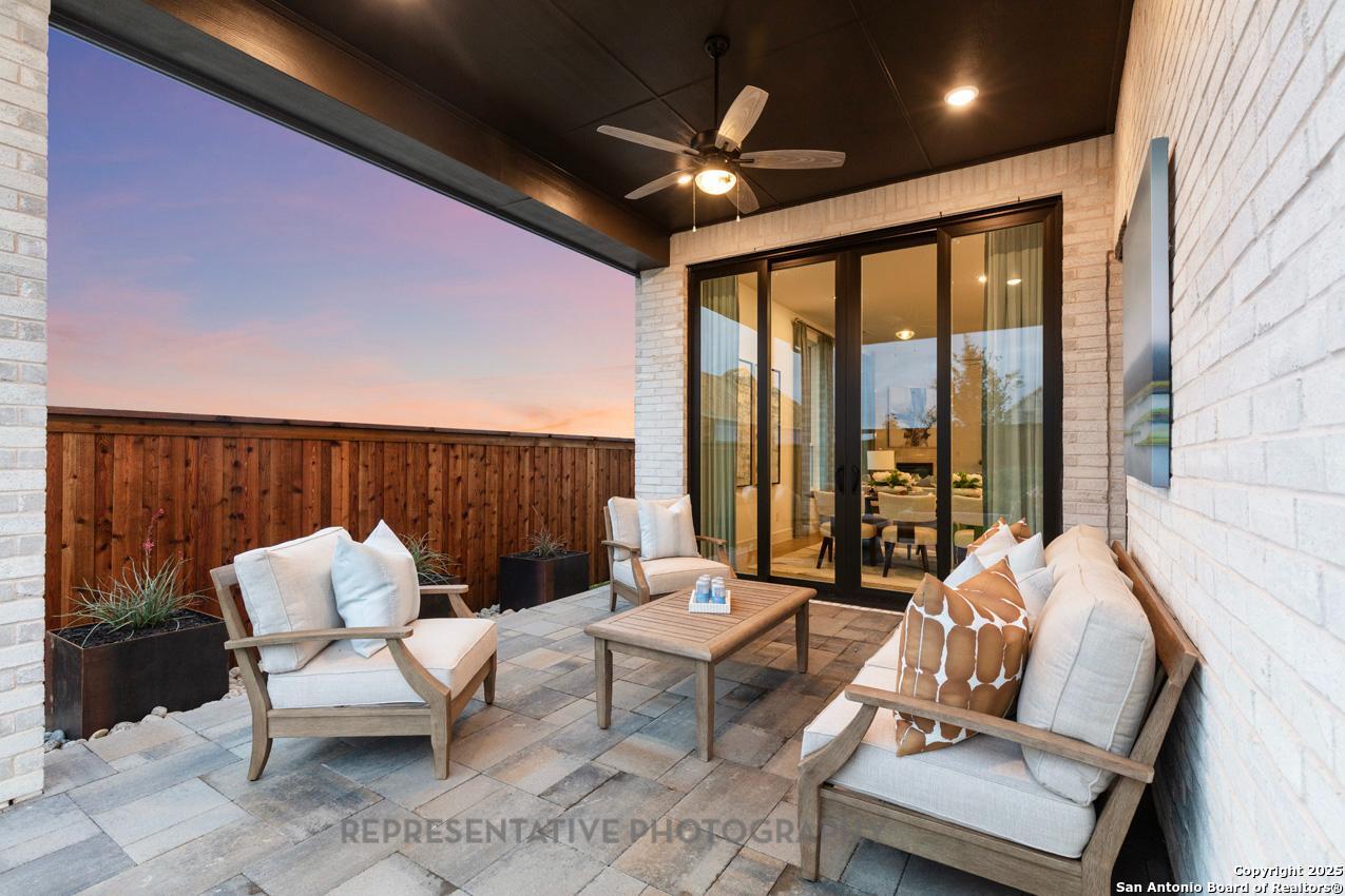 313 White Oak Castroville TX 78009
