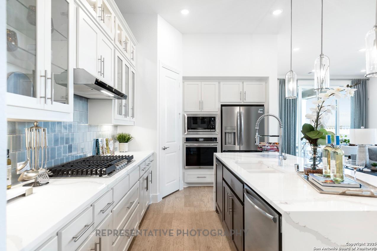 313 White Oak Castroville TX 78009