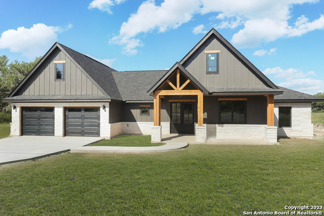 846 Heinen Road Bandera TX 78003