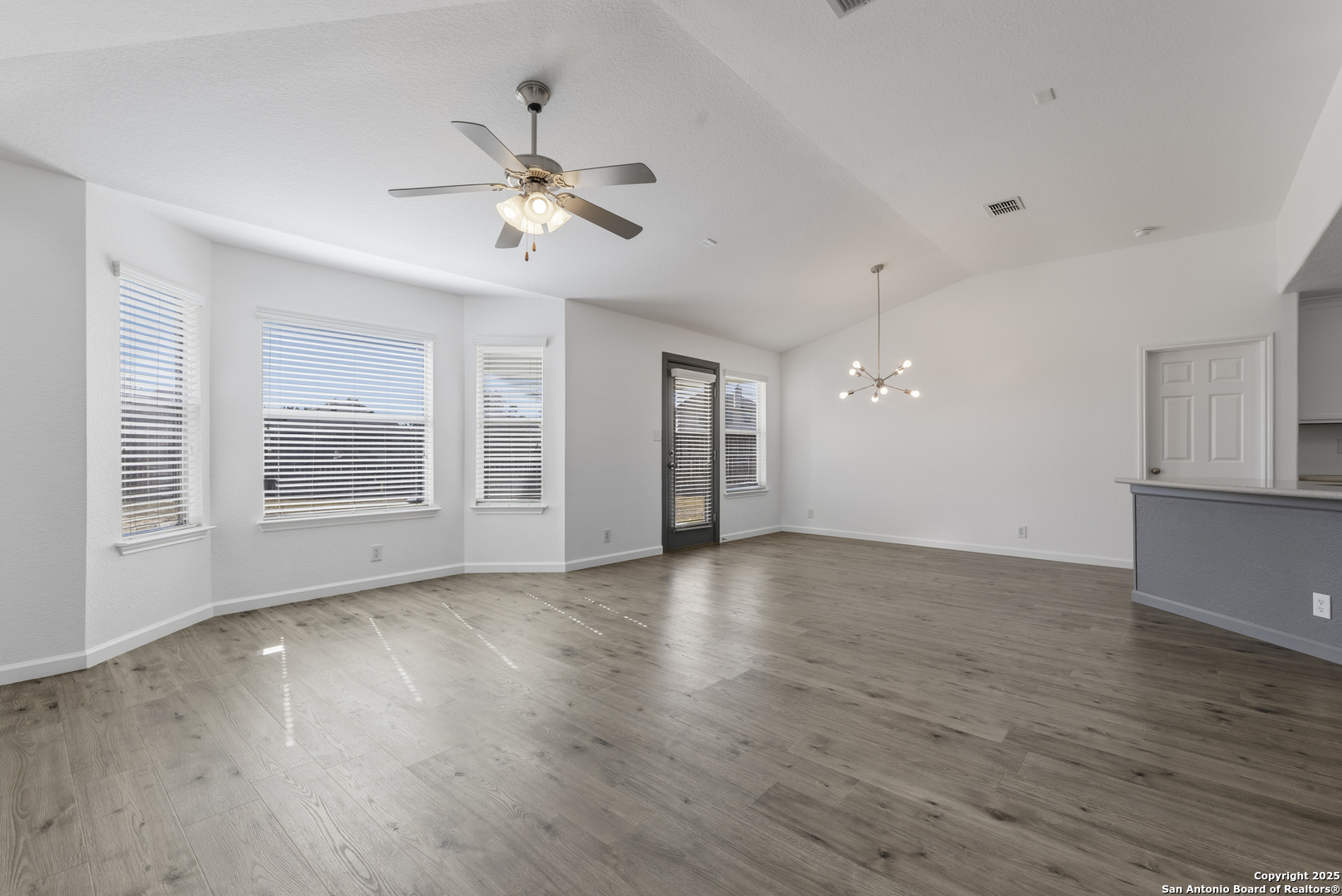 105 Lookout View Cibolo TX 78108