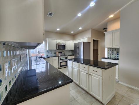 21106 Sonoma San Antonio TX 78259