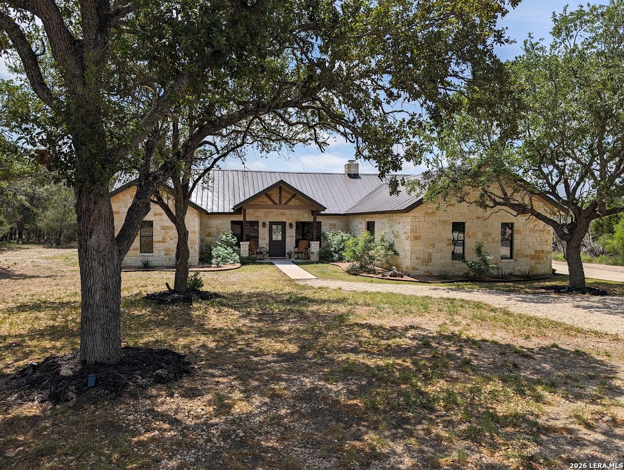 1617 Mountain Valley Concan TX 78838