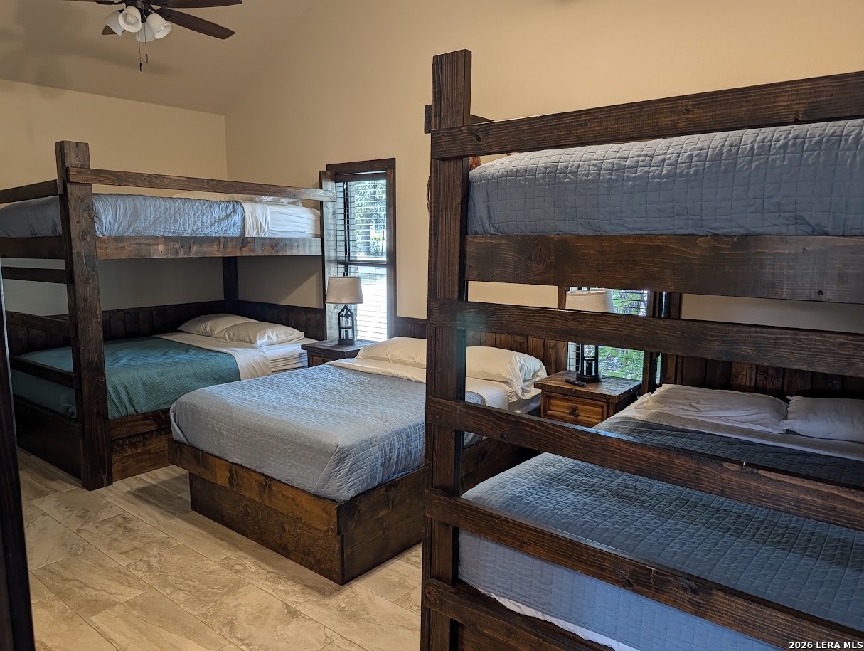 1617 Mountain Valley Concan TX 78838