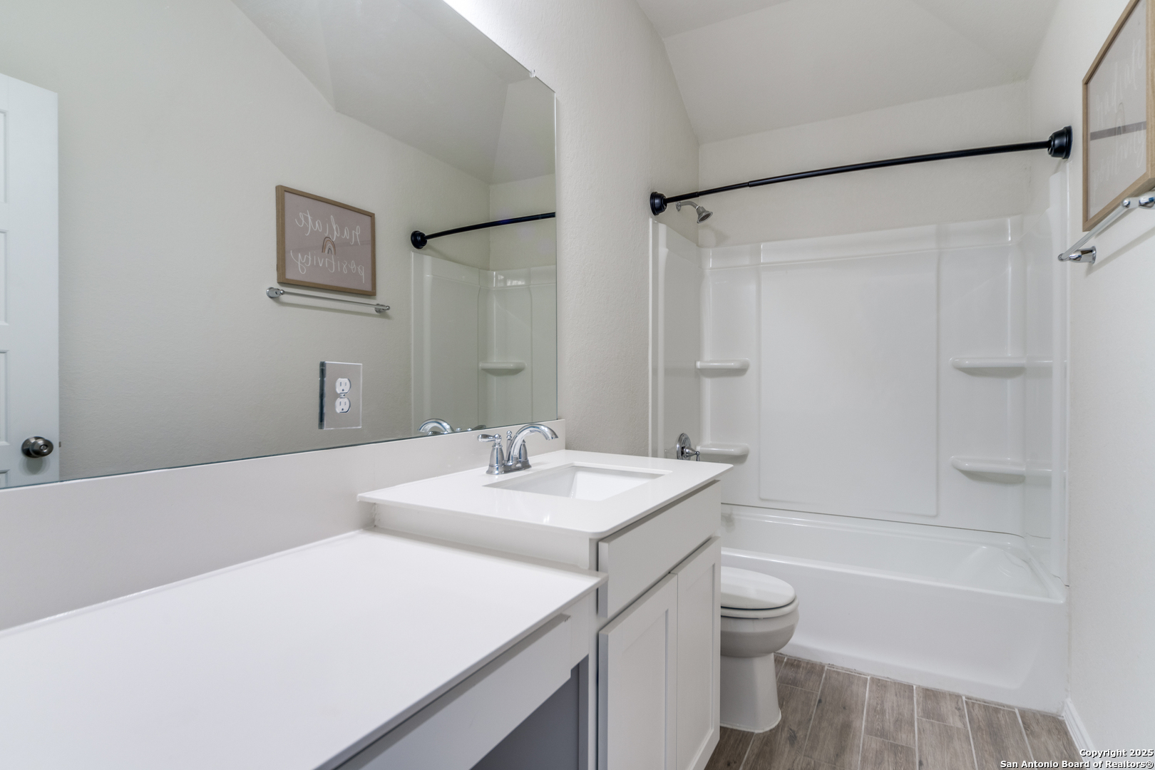 27226 Salt Street San Antonio TX 78260