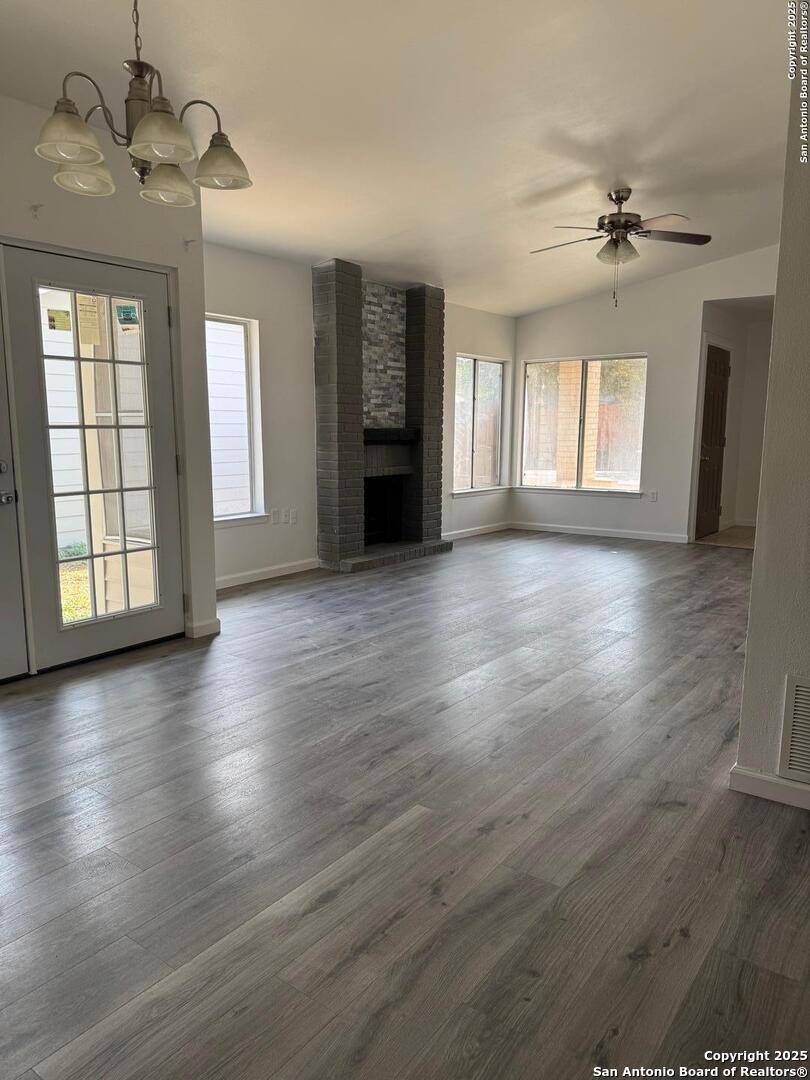 9718 Meadow Drive Converse TX 78109