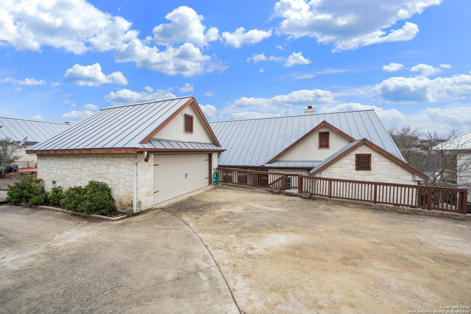 204 Tapatio Drive W Boerne TX 78006