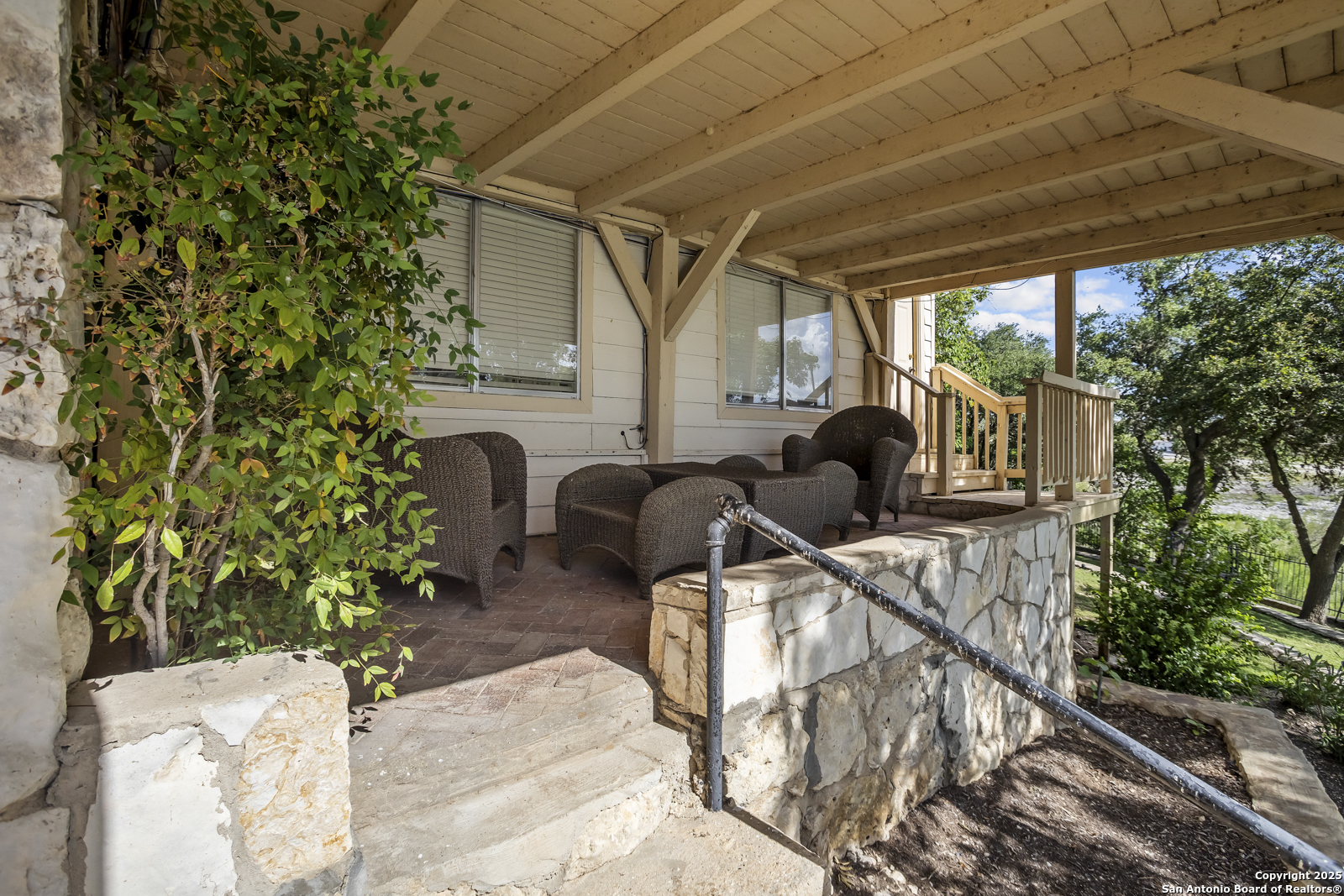 481 Private Road 2610 Mico TX 78056