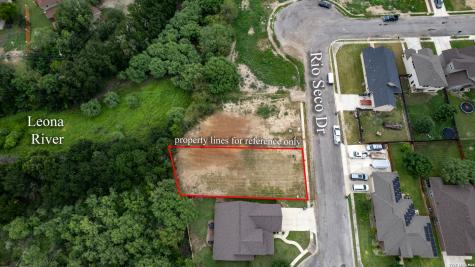 19 Rio Seco Drive Uvalde TX 78801