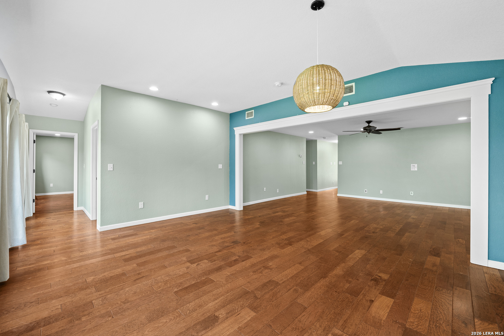 325 Meadowbrook Drive Hollywood Park TX 78232