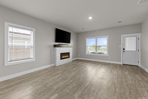 2057 Meadow Pipit New Braunfels TX 78130