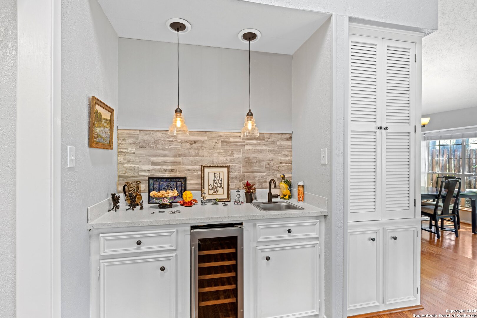 530 Sand Bend Kerrville TX 78028