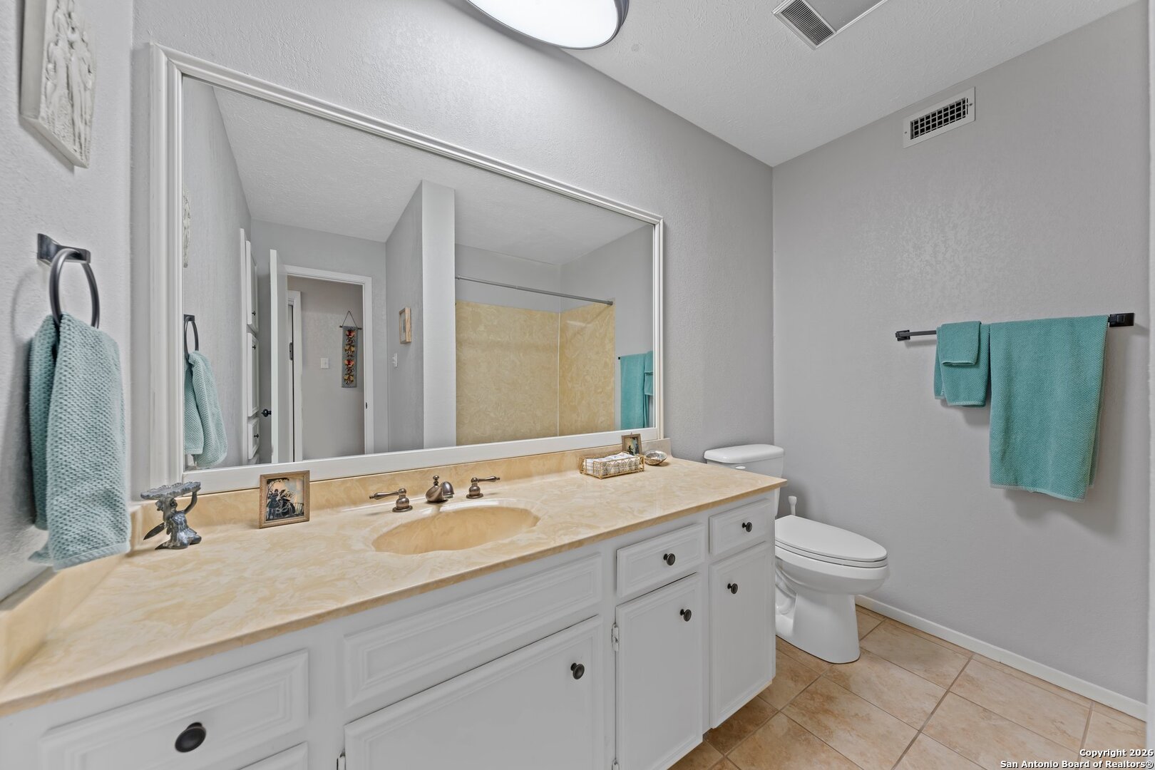 530 Sand Bend Kerrville TX 78028