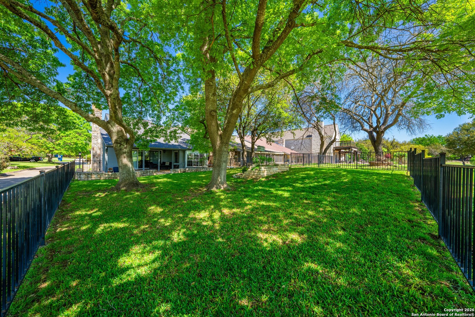 530 Sand Bend Kerrville TX 78028