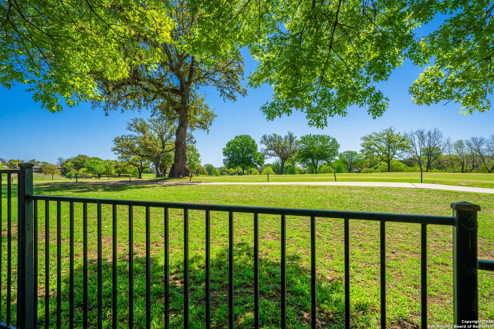 530 Sand Bend Kerrville TX 78028