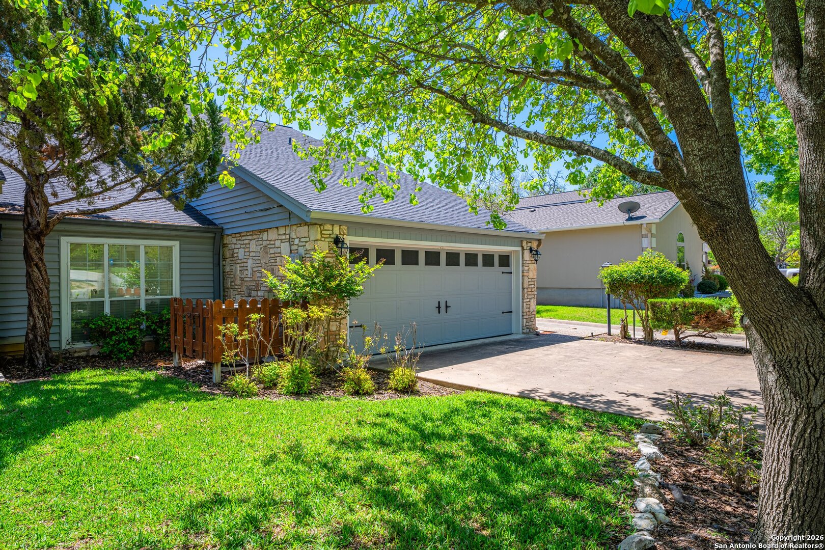 530 Sand Bend Kerrville TX 78028