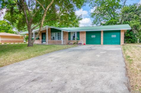 5625 Galewind Drive Windcrest TX 78239