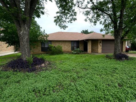 1100 S Ellison Drive San Antonio TX 78245