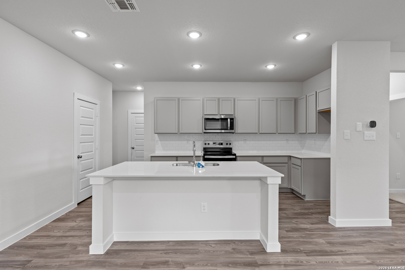 9982 Chavaneaux Landing San Antonio TX 78221