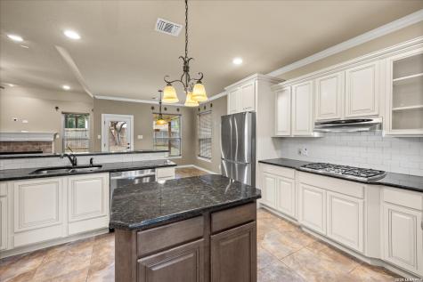 8835 Napa Landing Boerne TX 78015