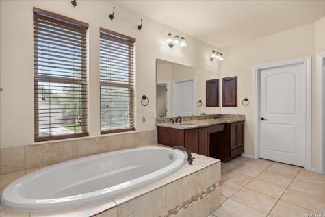 8835 Napa Landing Boerne TX 78015