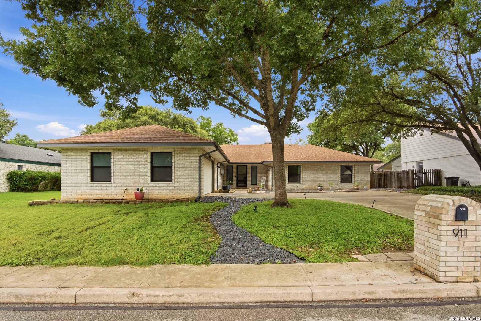 911 Silver Spruce Street San Antonio TX 78232
