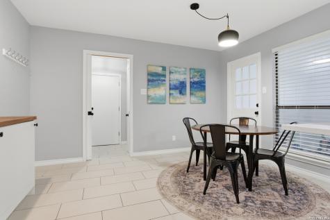 911 Silver Spruce Street San Antonio TX 78232