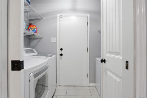 911 Silver Spruce Street San Antonio TX 78232