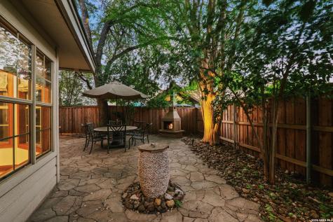 9 Scarborough Square San Antonio TX 78218
