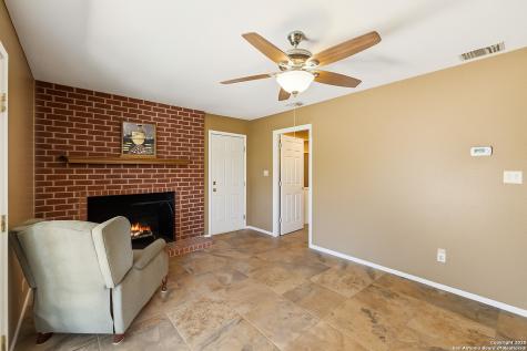 146 Village Path Castroville TX 78009