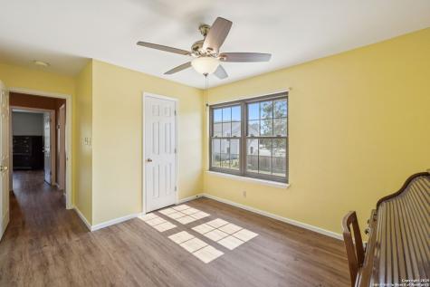 146 Village Path Castroville TX 78009