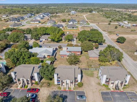 146 Village Path Castroville TX 78009