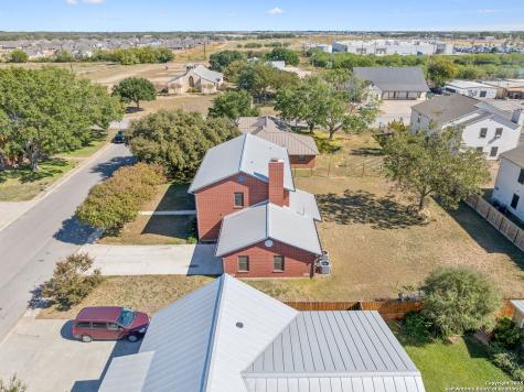 146 Village Path Castroville TX 78009