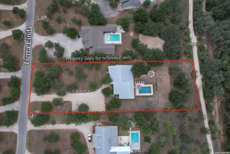 900 Tierra Linda Concan TX 78838