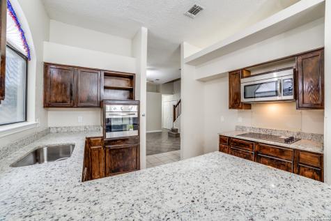 10210 Apricot Field San Antonio TX 78245