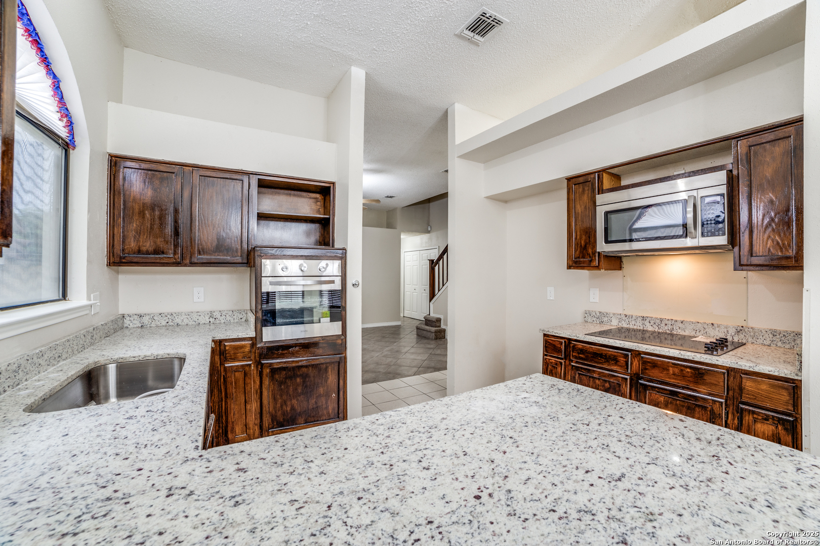 10210 Apricot Field San Antonio TX 78245