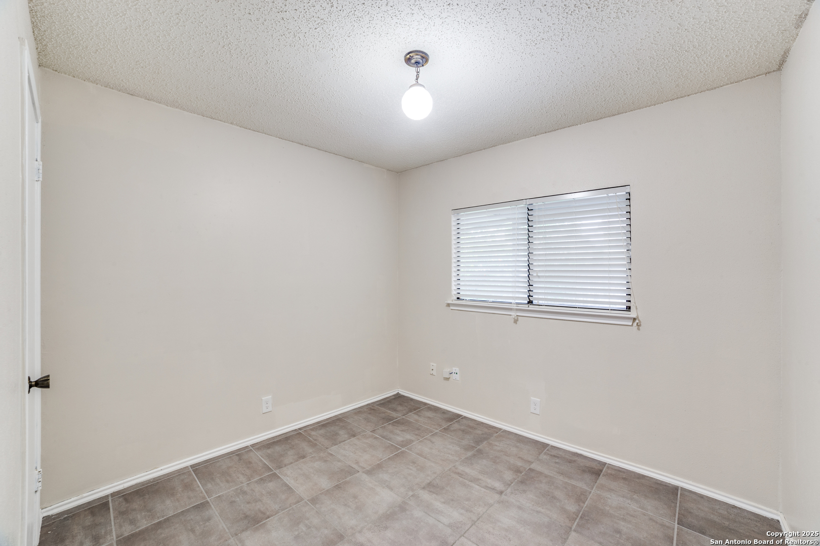 10210 Apricot Field San Antonio TX 78245