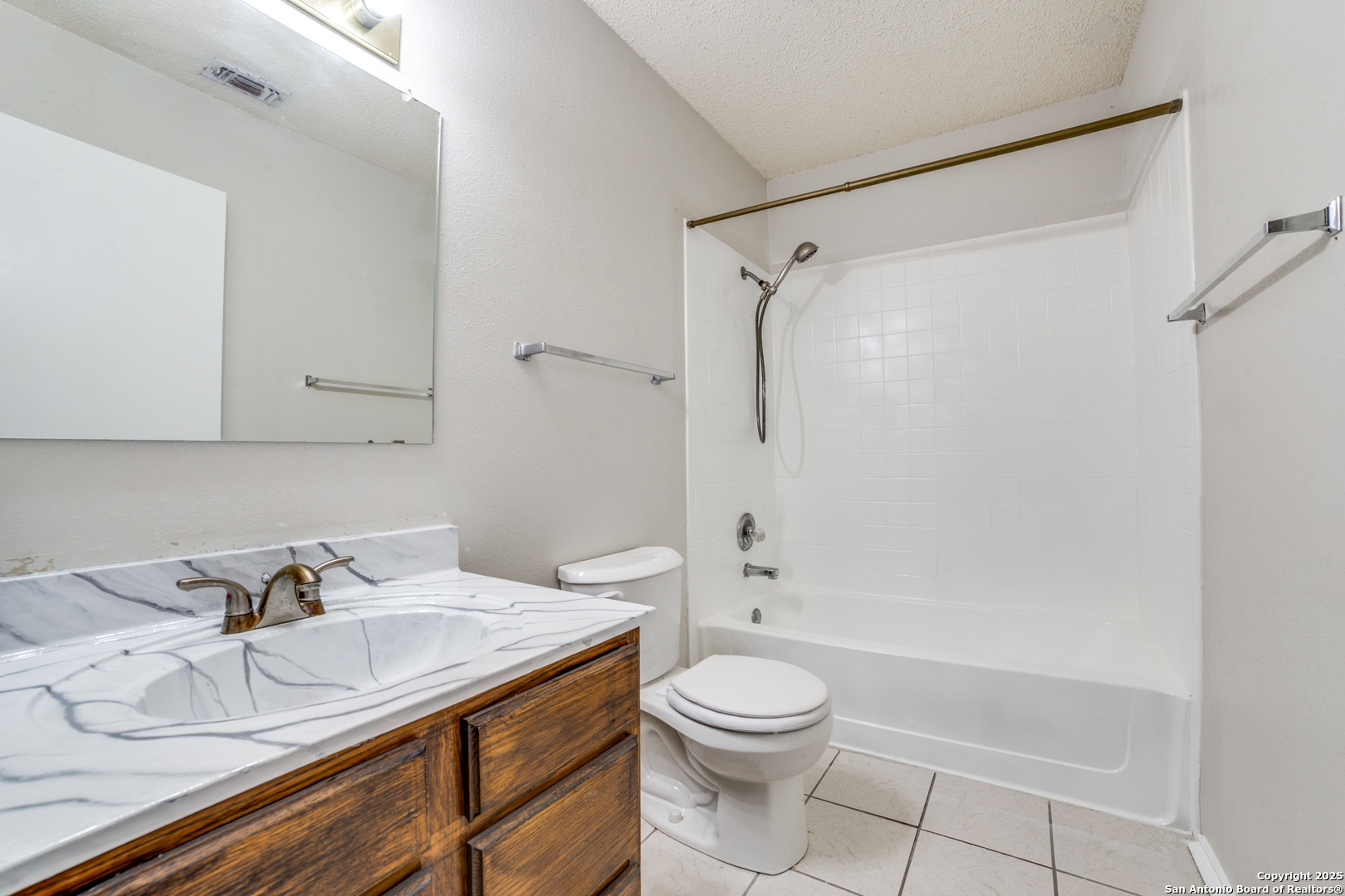 10210 Apricot Field San Antonio TX 78245