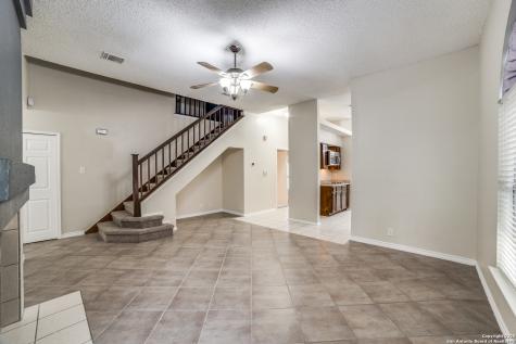 10210 Apricot Field San Antonio TX 78245