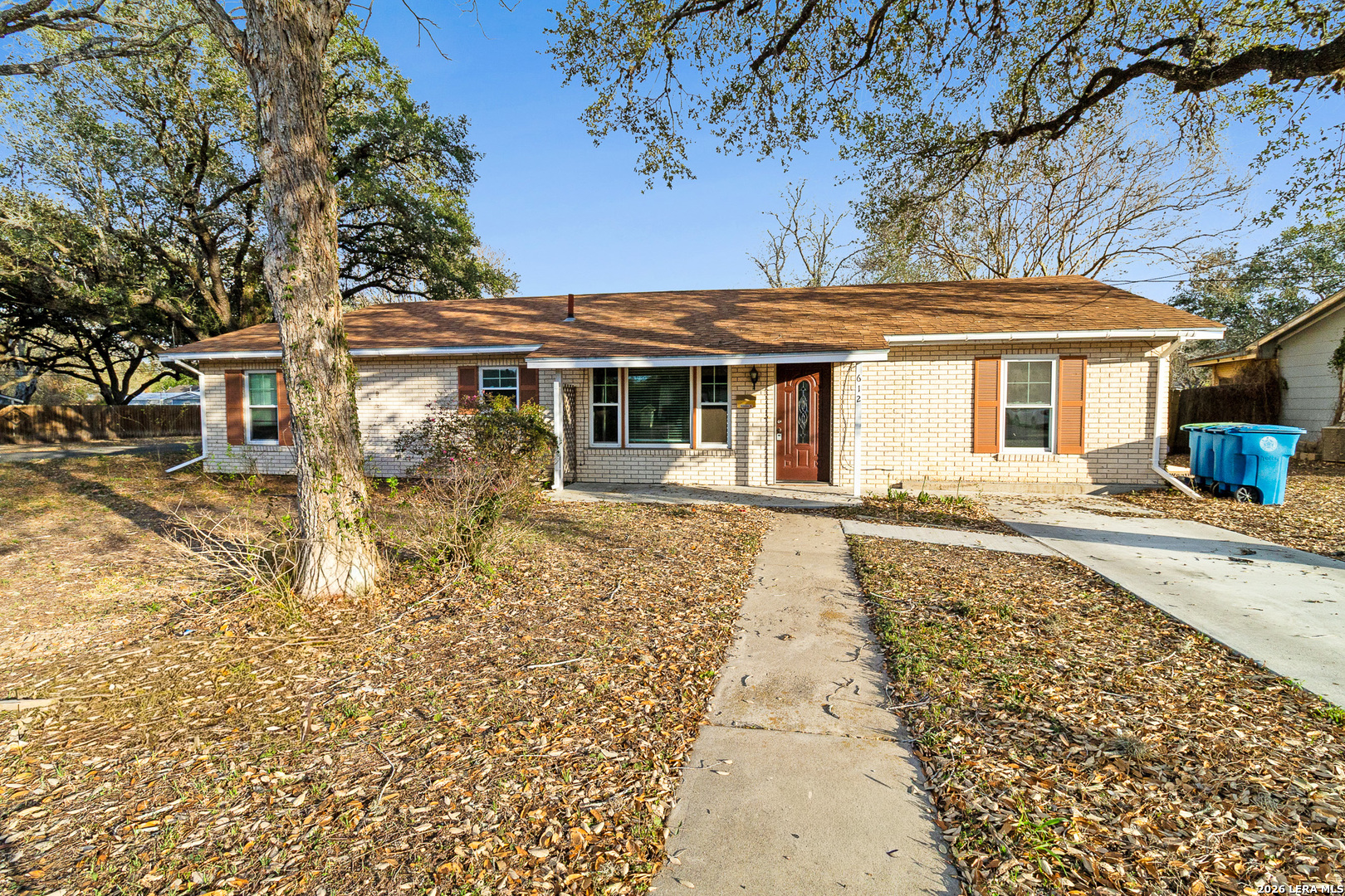 612 E Hutchinson Street Beeville TX 78102