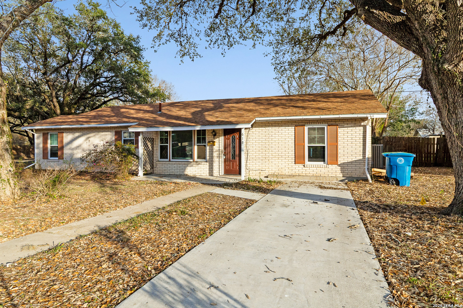 612 E Hutchinson Street Beeville TX 78102